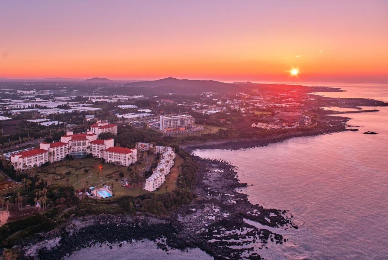 Готель Sono Calm Jeju Согвіпо Екстер'єр фото